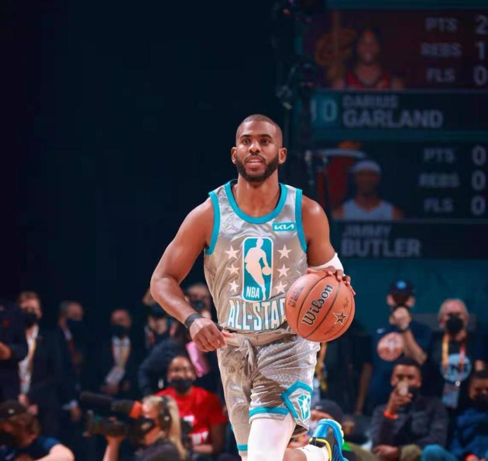 今年夏窗正 今年夏窗正